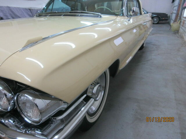 Cadillac DeVille 1962 image number 3