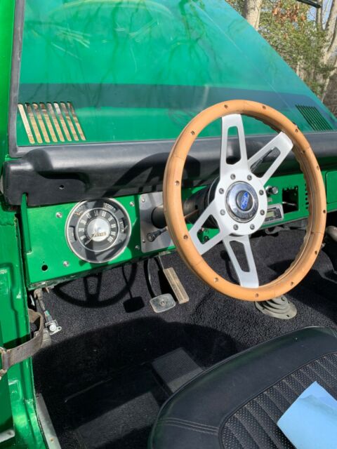 Ford Bronco 1973 image number 10