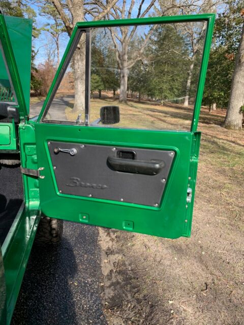 Ford Bronco 1973 image number 13