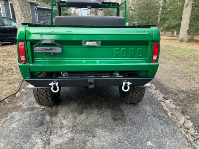 Ford Bronco 1973 image number 34