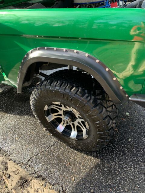 Ford Bronco 1973 image number 9