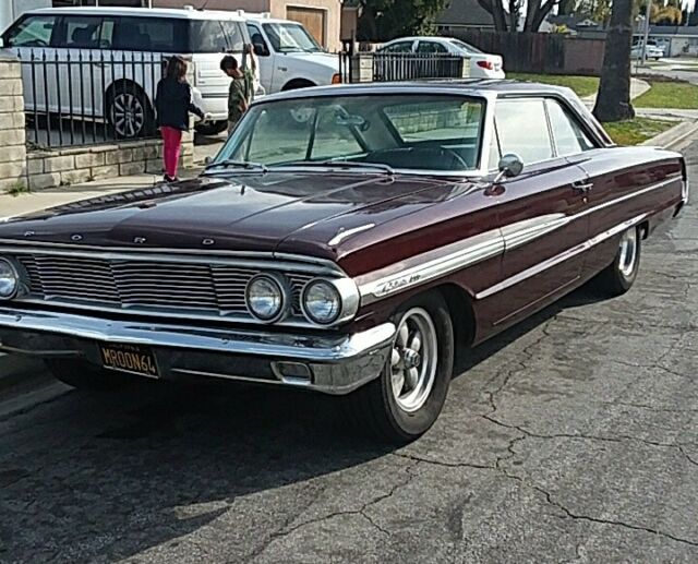 Ford Galaxie 500 1964 image number 17
