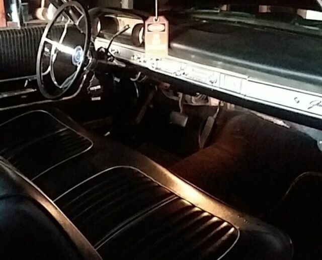 Ford Galaxie 500 1964 image number 26