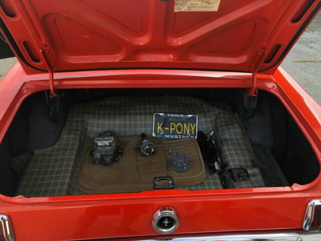 Ford Mustang 1965 image number 10