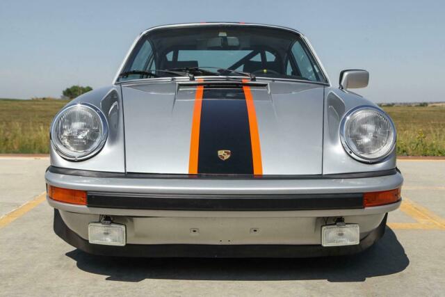 Porsche 911 1976 image number 19