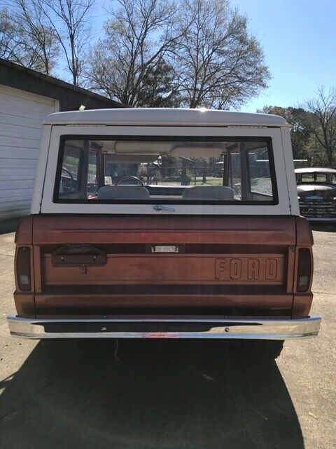Ford Bronco 1975 image number 19