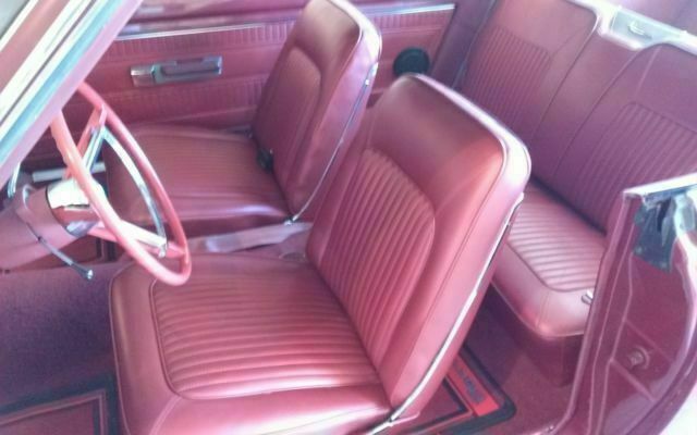 Plymouth Barracuda 1967 image number 1