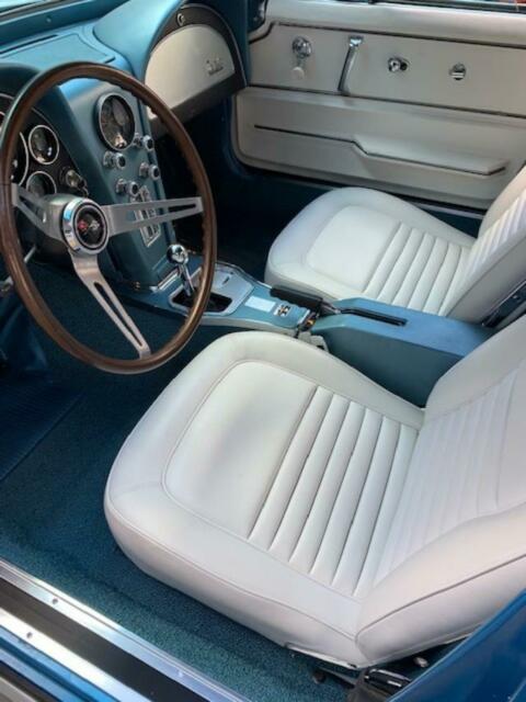 Chevrolet Corvette 1967 image number 44