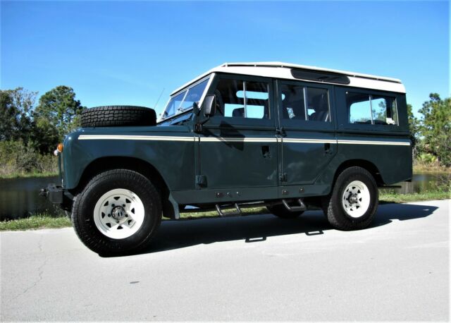Land Rover Defender 1965 image number 1