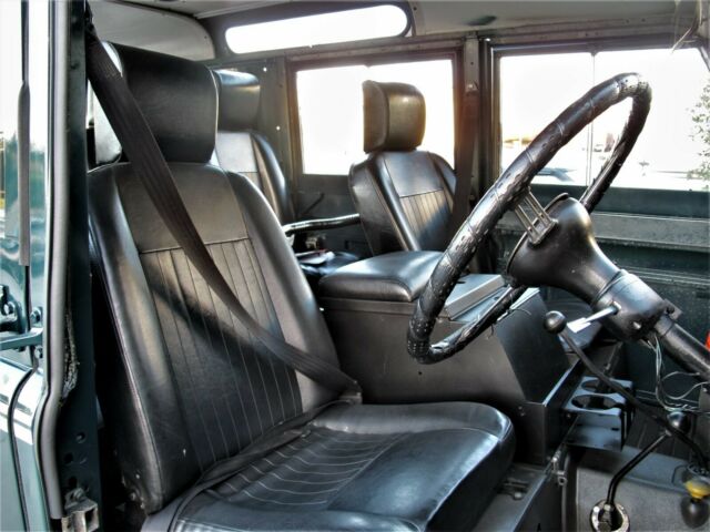 Land Rover Defender 1965 image number 11