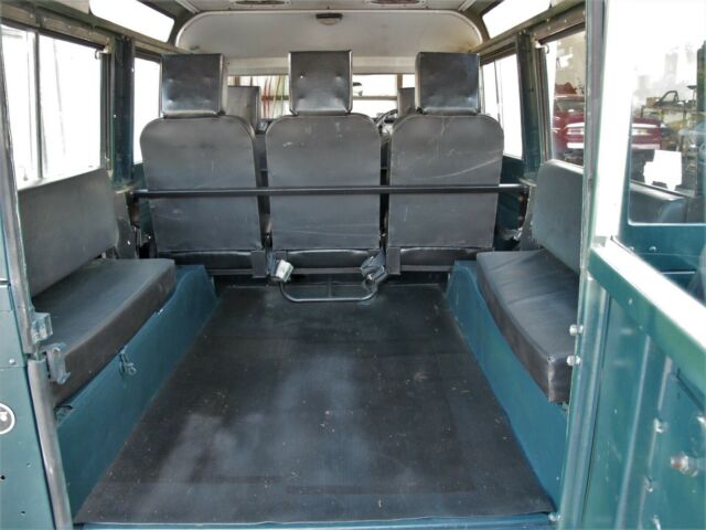 Land Rover Defender 1965 image number 36