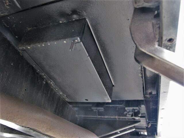 Land Rover Defender 1965 image number 41