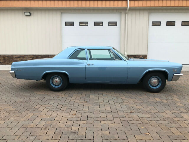 Chevrolet Impala 1966 image number 11
