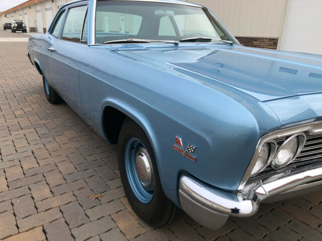 Chevrolet Impala 1966 image number 27