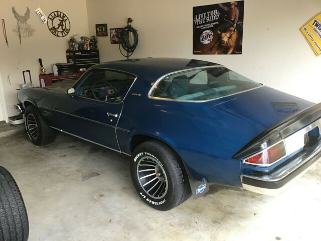 Chevrolet Camaro 1976 image number 16