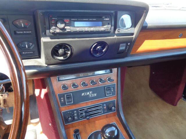 Fiat 130 Coupe 1973 image number 42