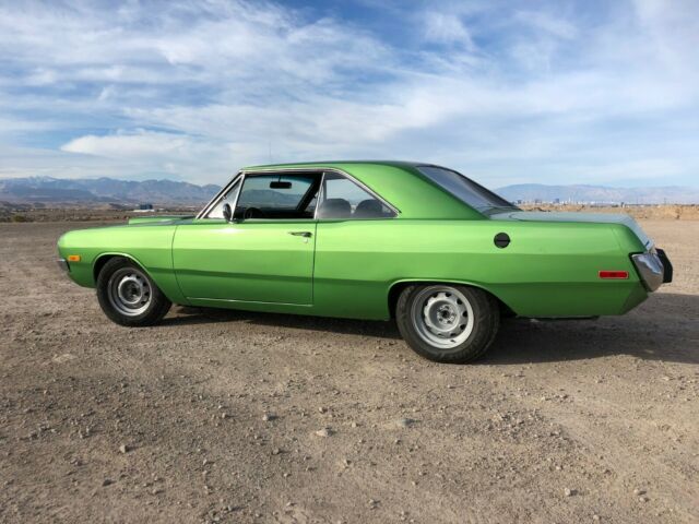 Plymouth Valiant 1972 image number 1