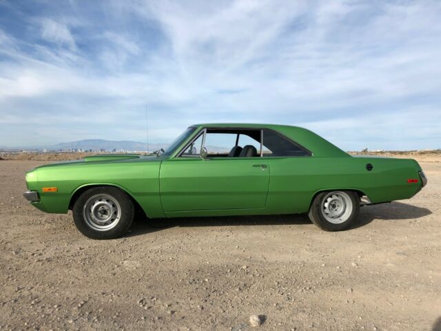 Plymouth Valiant 1972 image number 31