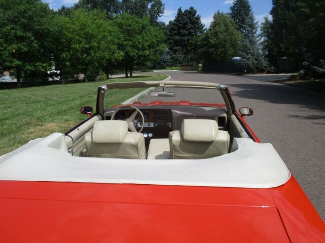 Pontiac GTO 1970 image number 2