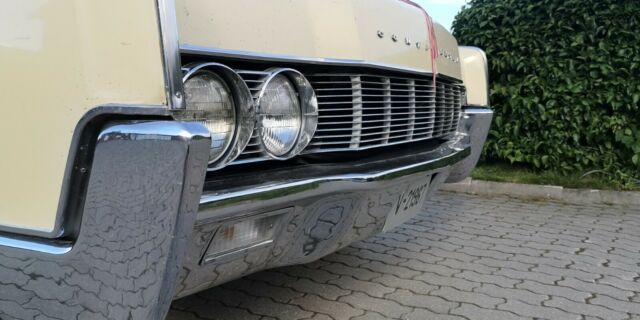 Lincoln Continental 1967 image number 40