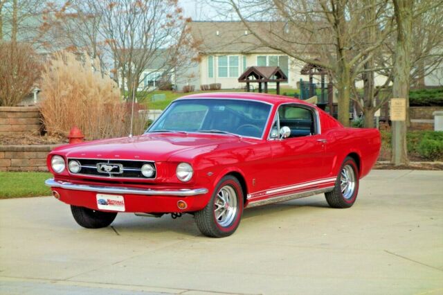 Ford Mustang 1965 image number 25