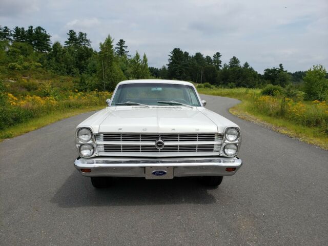 Ford Fairlane 1966 image number 5