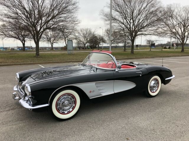 Chevrolet Corvette 1960 image number 0