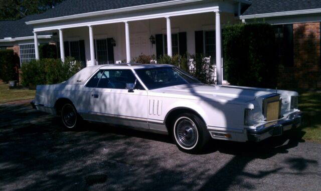 Lincoln Mark Series 1979 image number 15