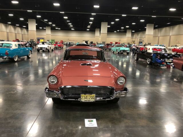 Ford Thunderbird 1957 image number 1
