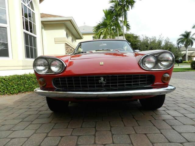 Ferrari 330 GT 1966 image number 13