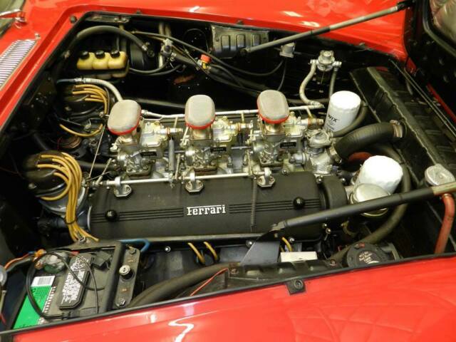 Ferrari 330 GT 1966 image number 19