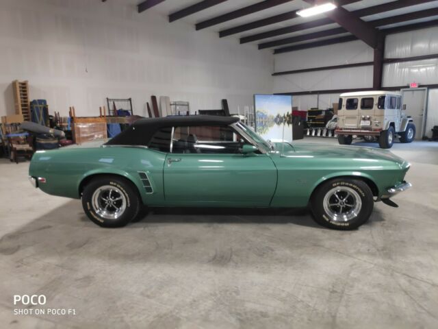 Ford Mustang 1969 image number 11