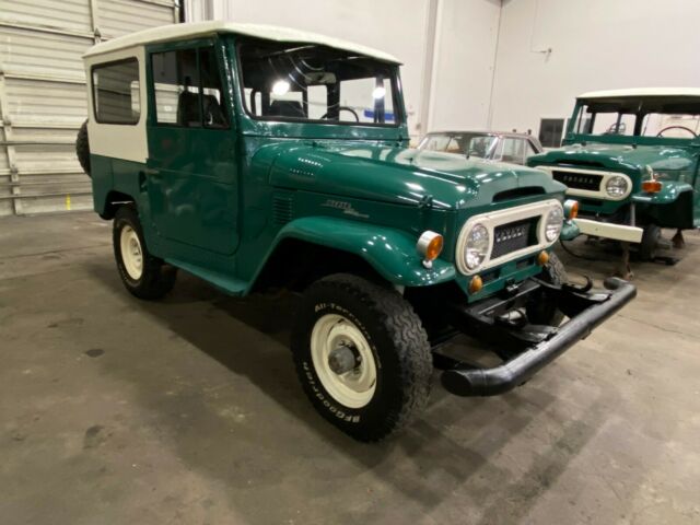 Toyota Land Cruiser 1969 image number 7