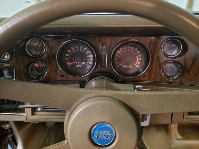 Chevrolet Camaro 1974 image number 11