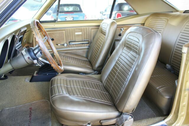 Pontiac Firebird 1967 image number 32