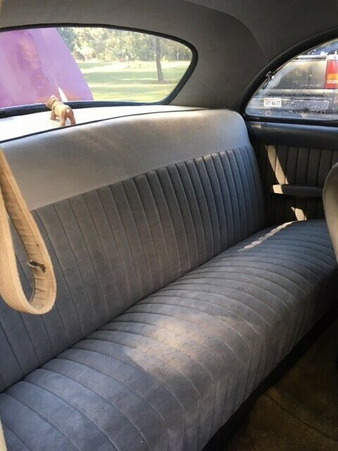 Ford Sport Coupe 1949 image number 2