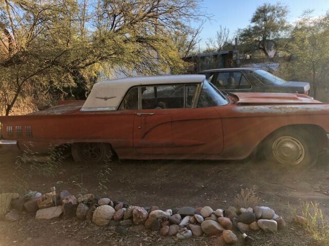 Ford T-Bird 1960 image number 0