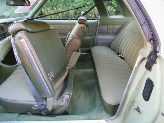 Chevrolet Malibu 1975 image number 4