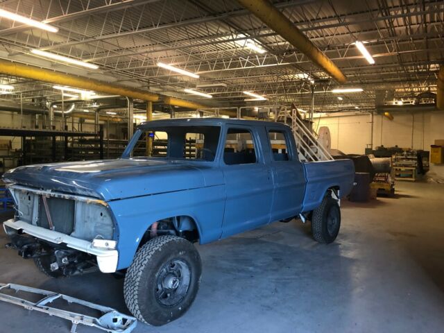Ford F-250 1970 image number 15