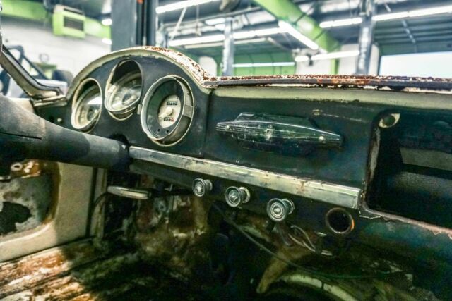 Alfa Romeo Spider 1963 image number 4