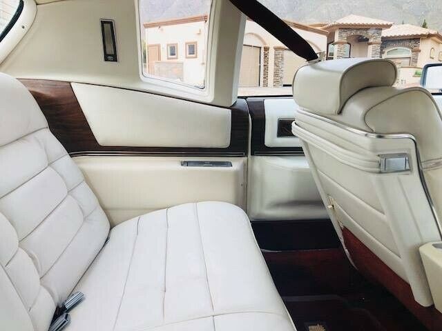 Cadillac Eldorado 1975 image number 23