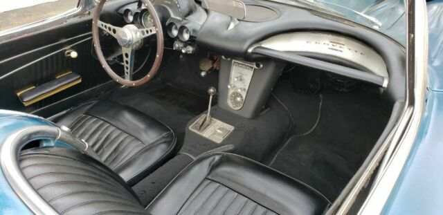 Chevrolet Corvette 1962 image number 8