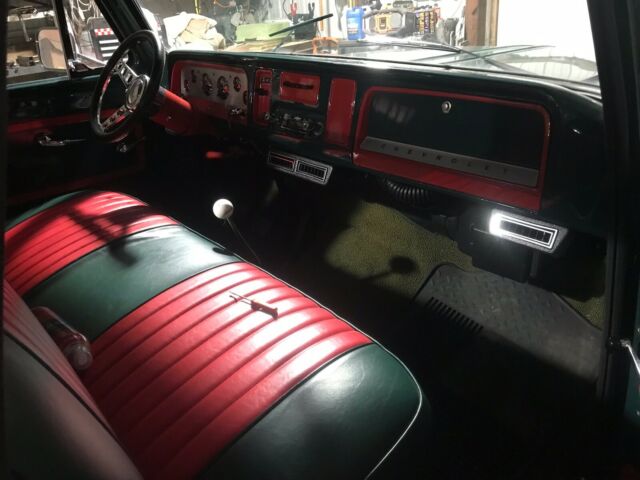 Chevrolet C-10 1966 image number 2