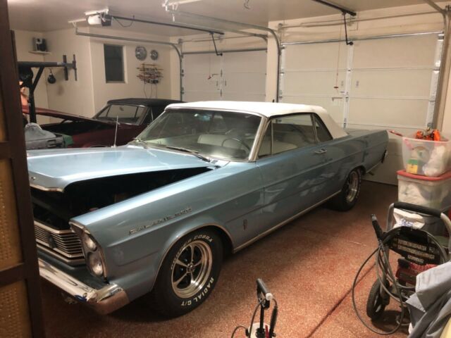 Ford Galaxie 1965 image number 3