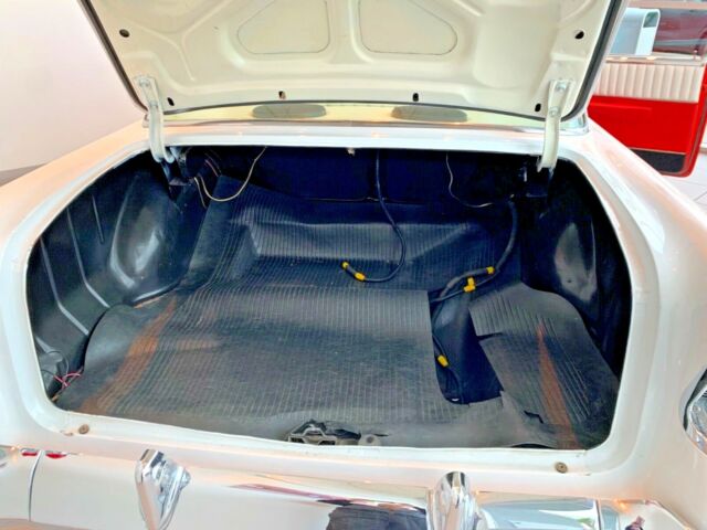 Chevrolet Bel Air/150/210 1956 image number 32