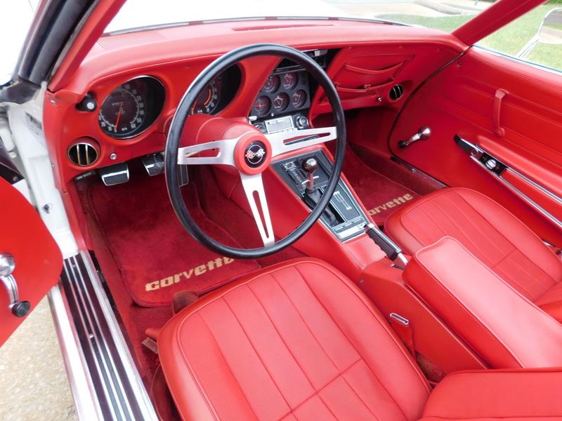 Chevrolet Corvette 1971 image number 21