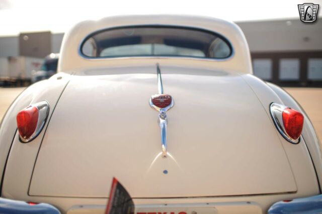 Jaguar XK 1957 image number 35