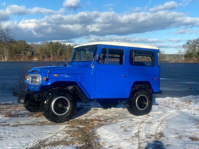 Toyota Land Cruiser 1972 image number 26