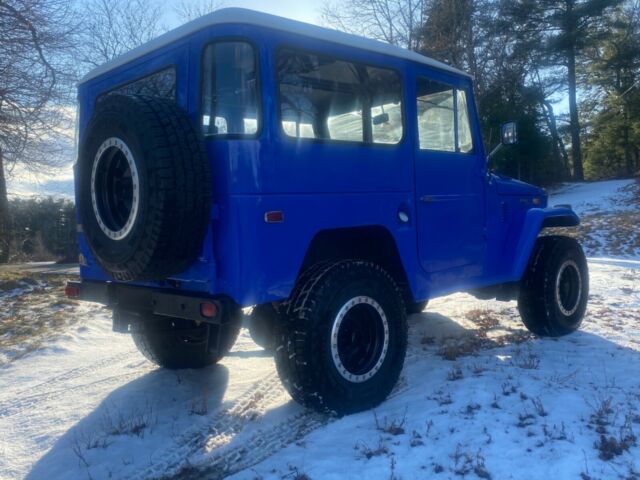 Toyota Land Cruiser 1972 image number 33