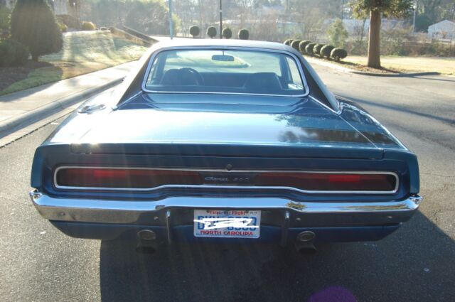 Dodge Charger 1970 image number 11